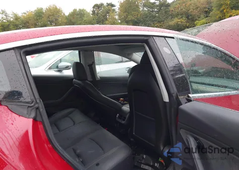 2018 Tesla Model 3 Long Range/Performance из США, поврежденный, VIN 5YJ3E1EBXJF091716